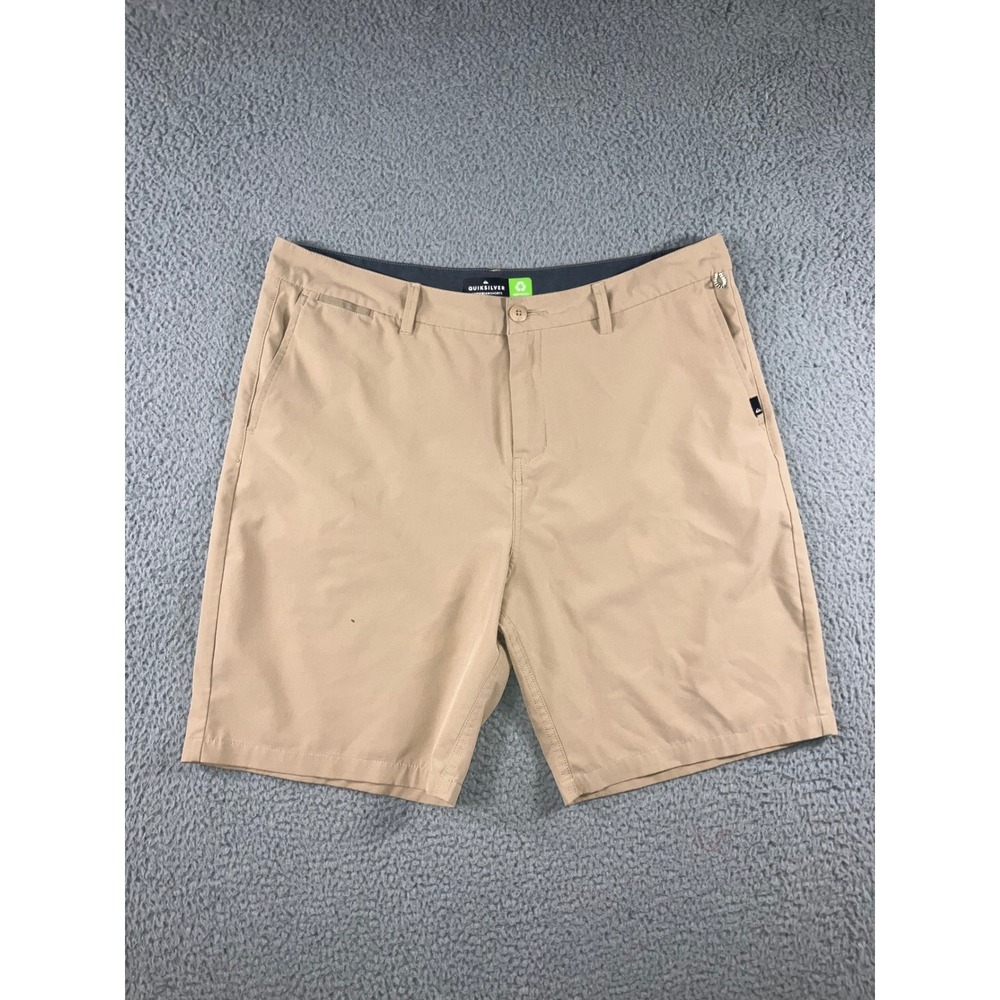 Quiksilver Amphibian Shorts Men 38x9 Tan Flat Front Zip Pocket Outdoor Quick Dry